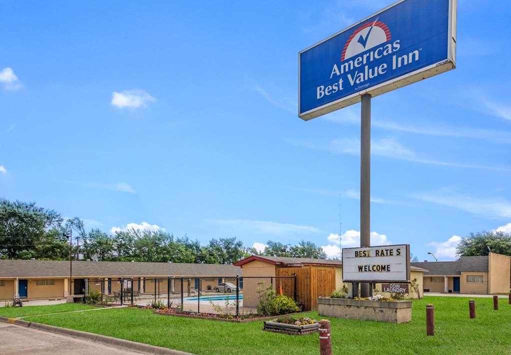 Americas Best Value Inn Giddings Eksteriør billede